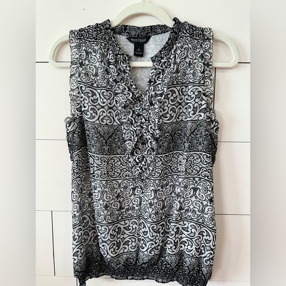 White House Black Market Black and White Patterned Women's Top size small